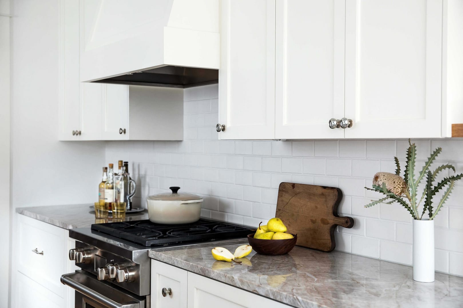 Casework_Laurelhurst_09-17-19_kitchen_03-scaled